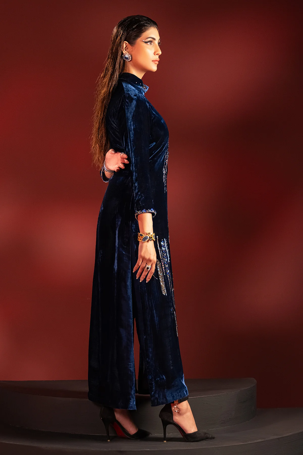 Della - Image 2