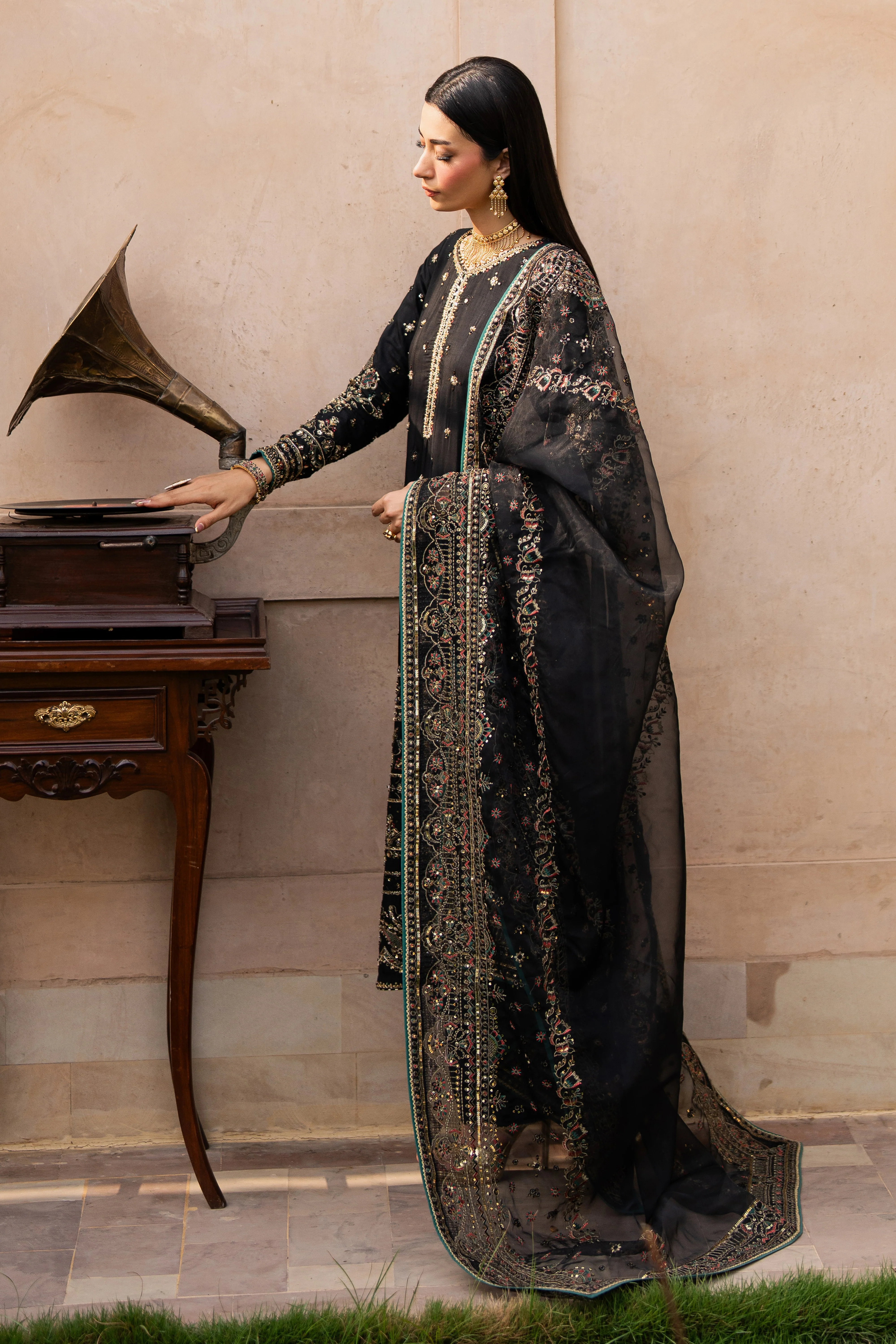 Gul-e-Tesnim - Image 4